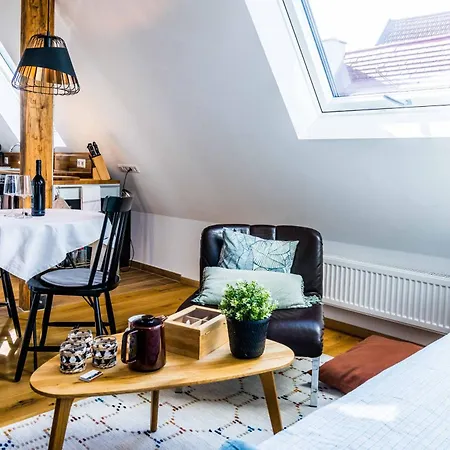 Besighomes Aussergewoehnliches Loft Im Herzen Der Altstadt Apartamento